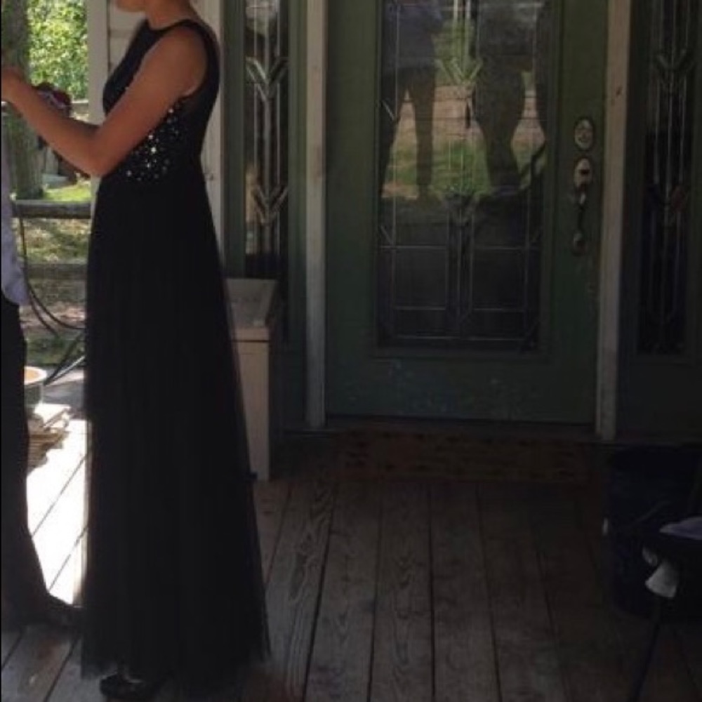 PROM DRESS - Picture 6 of 6